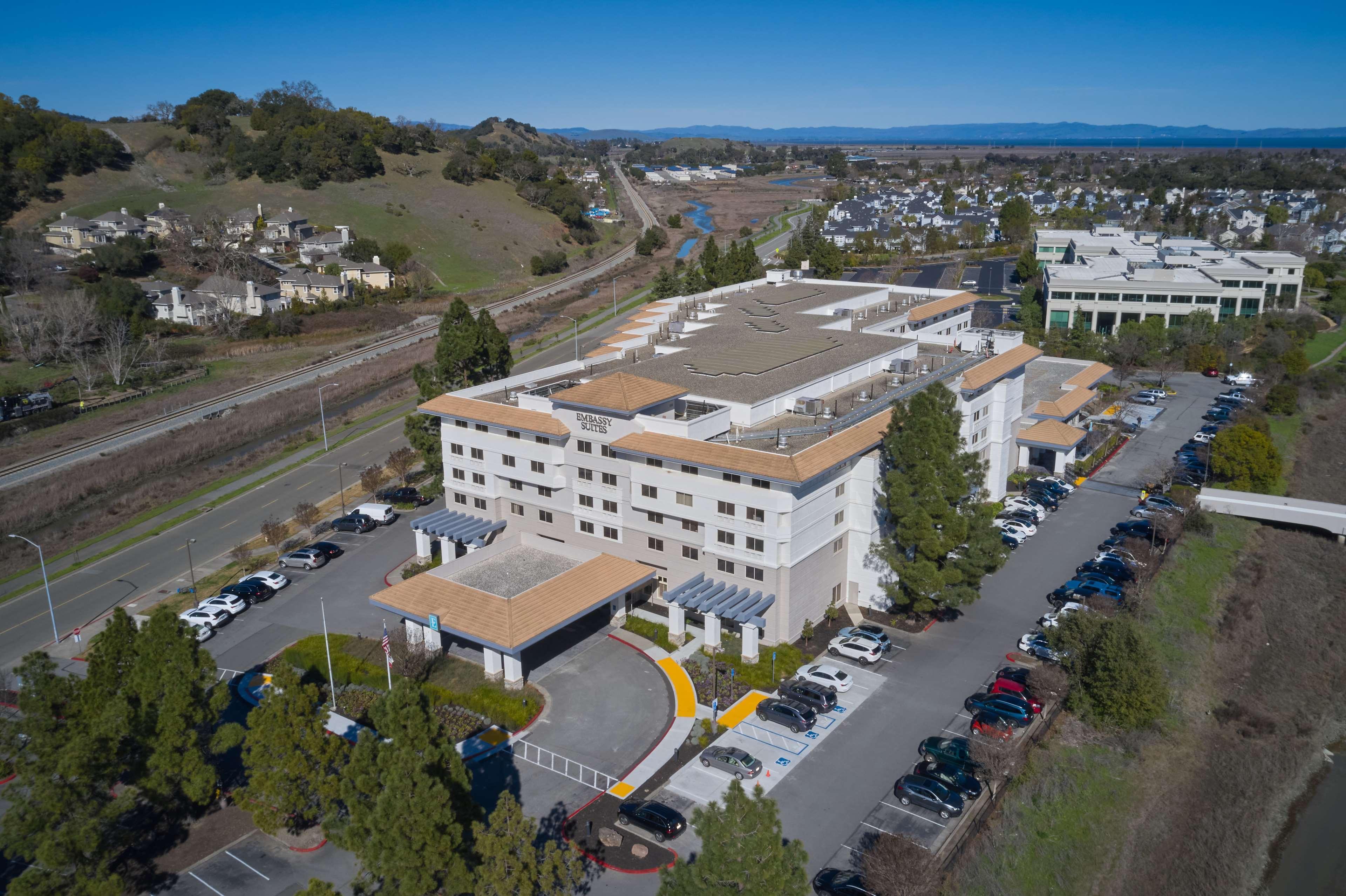 Embassy Suites By Hilton San Rafael Marin County Dış mekan fotoğraf